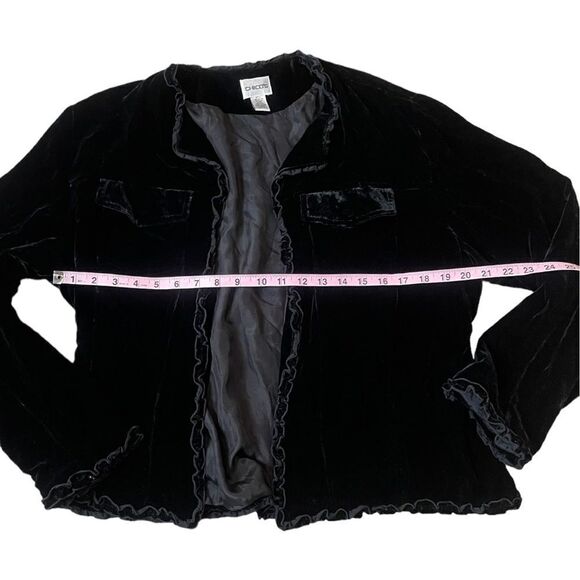 Chico’s Silk Blend Velvet Cardigan Style Jacket With Ruffle Detail - Picture 12 of 14